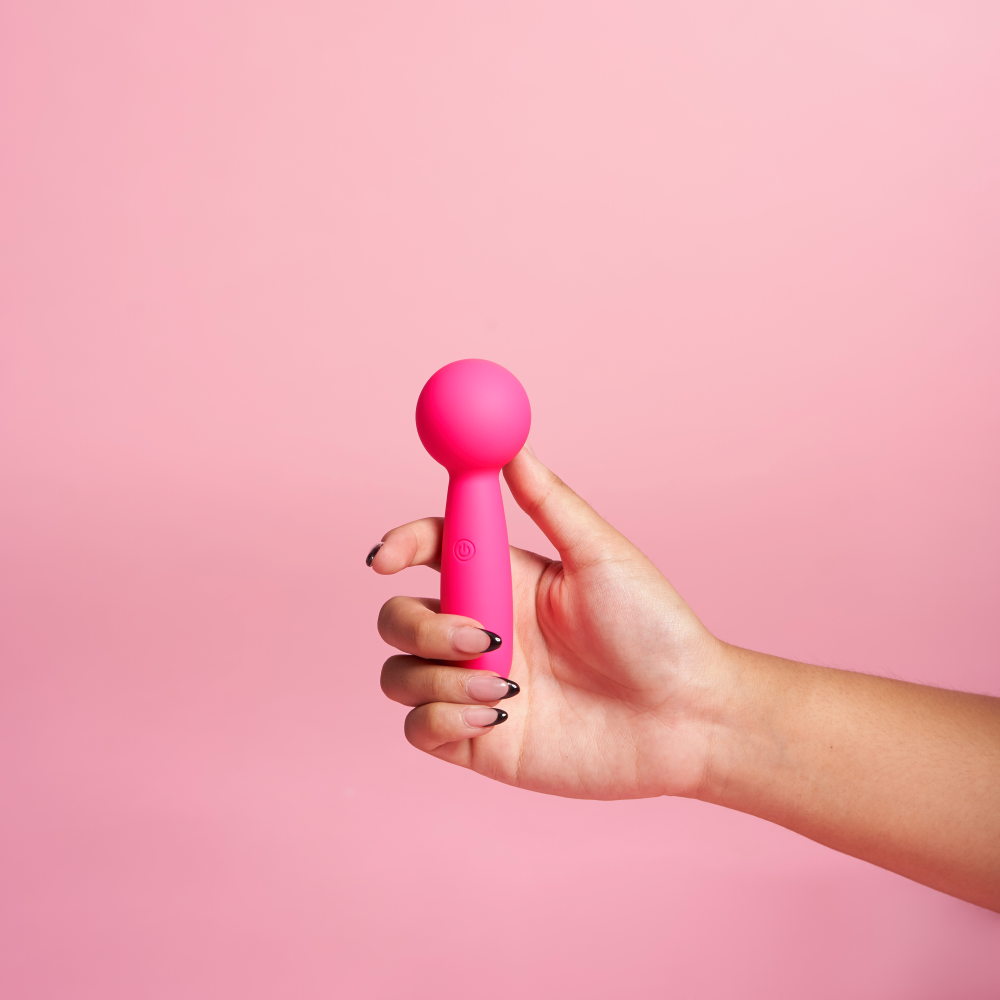 Lolly — in hand grip